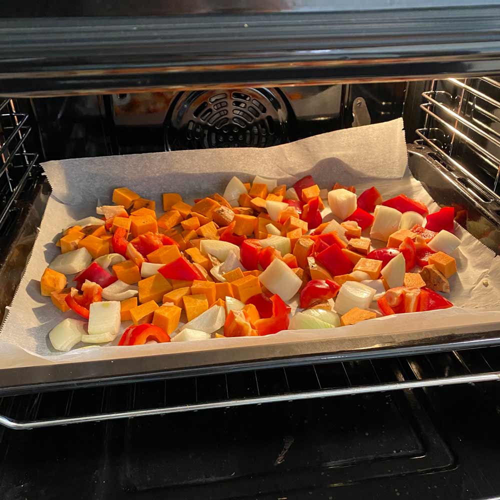 Roasted-Red-Pepper-Potato-Bowl-Ingredients-Roasting