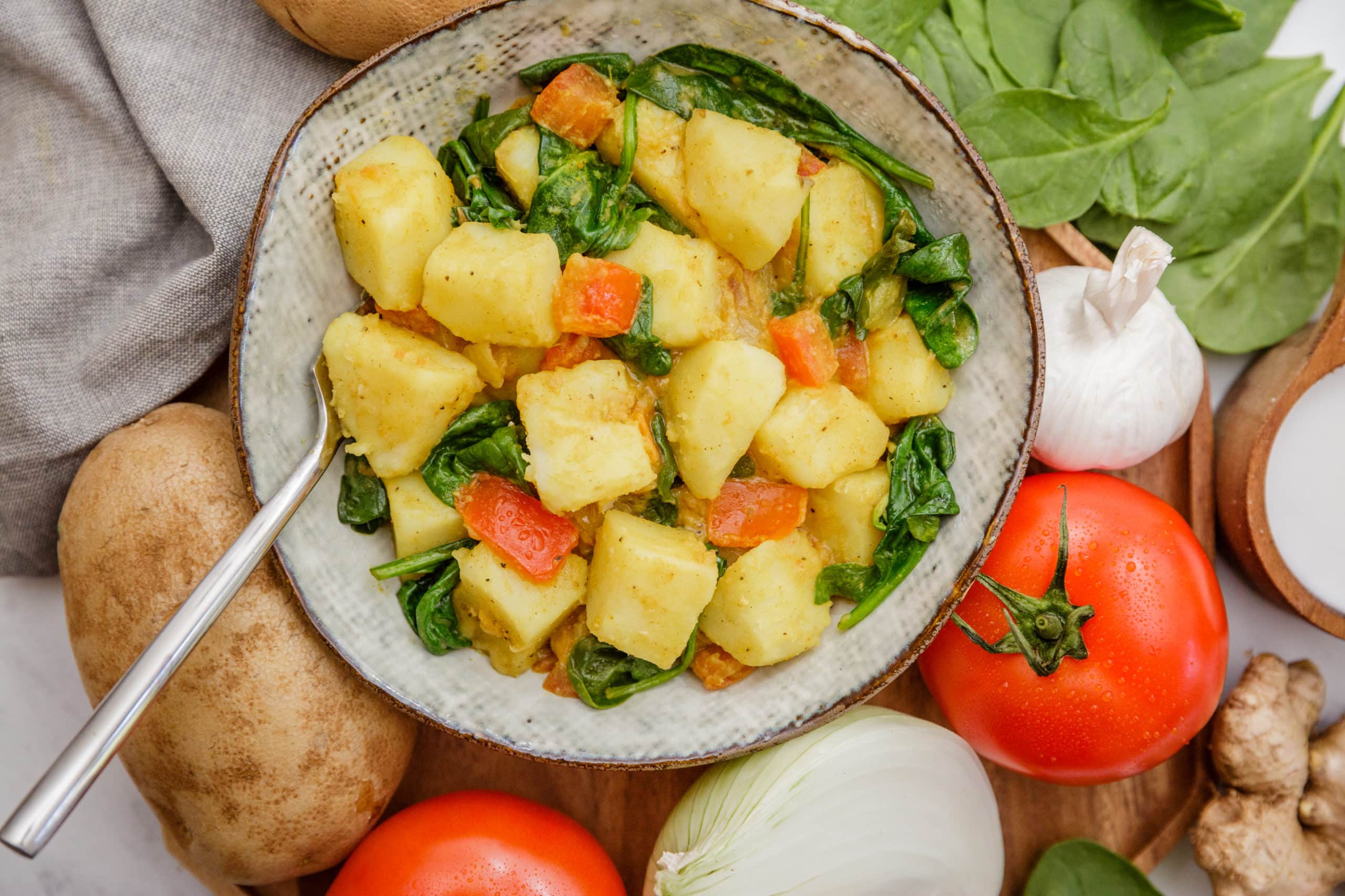 05.10.22 - Potato Curry with Spinach-13