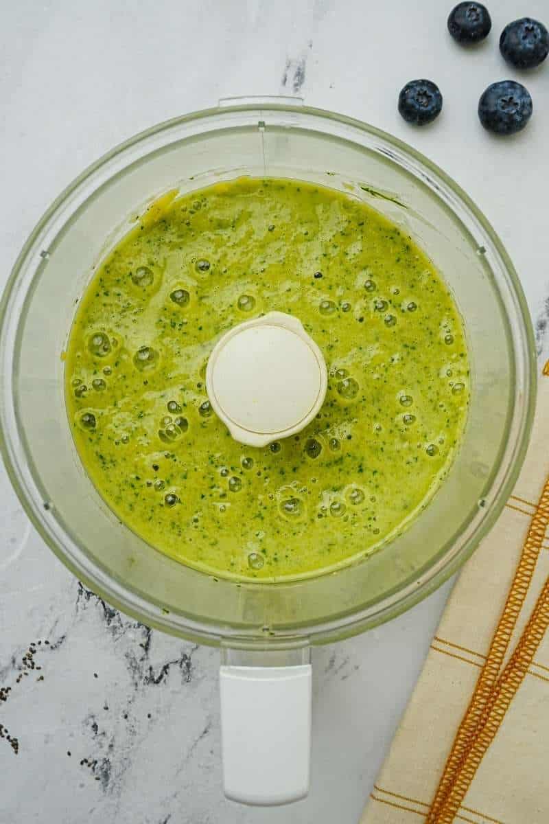 Mango Green Smoothie Bowl Blender