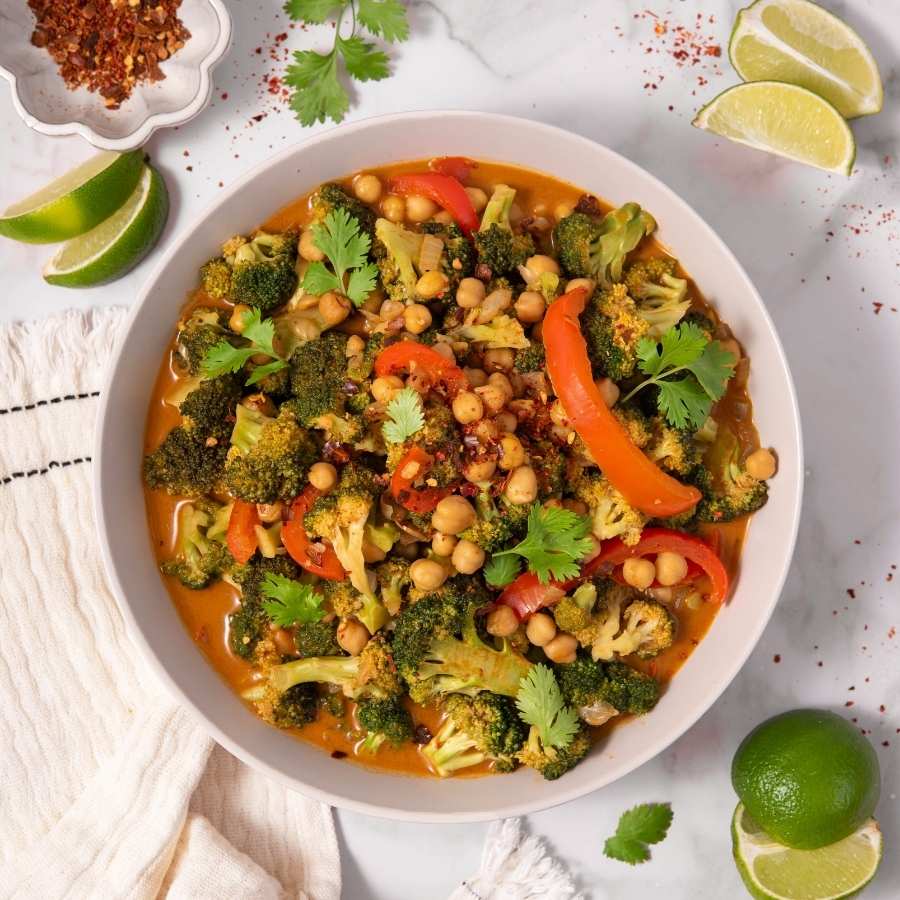 Creamy Chickpea & Broccoli Curry