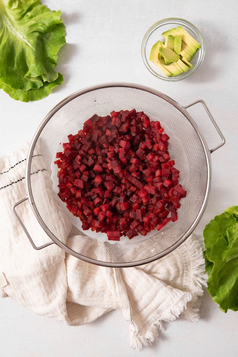 Lettuce Wrap Lentil Beet