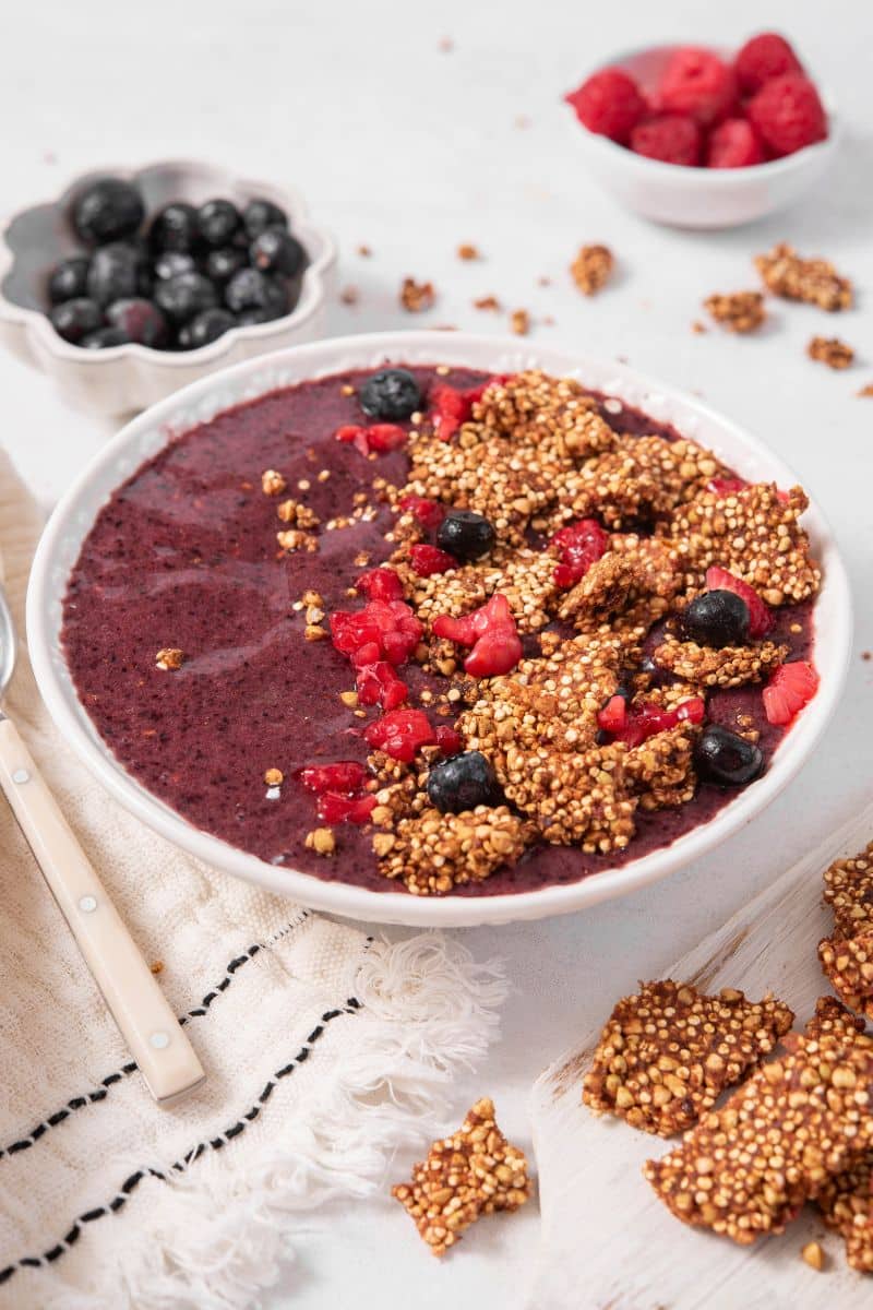 Smoothie Bowl with Buckwheat Granola Featured